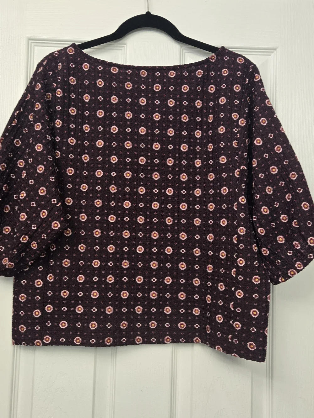 NWT LOFT Textured Smocked Floral Top M Plum Purple Puff 3/4 Sleeve Blouse Boho